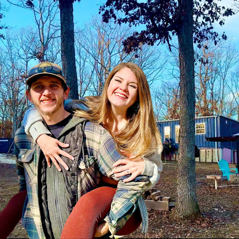 Can't Contain Us Logo