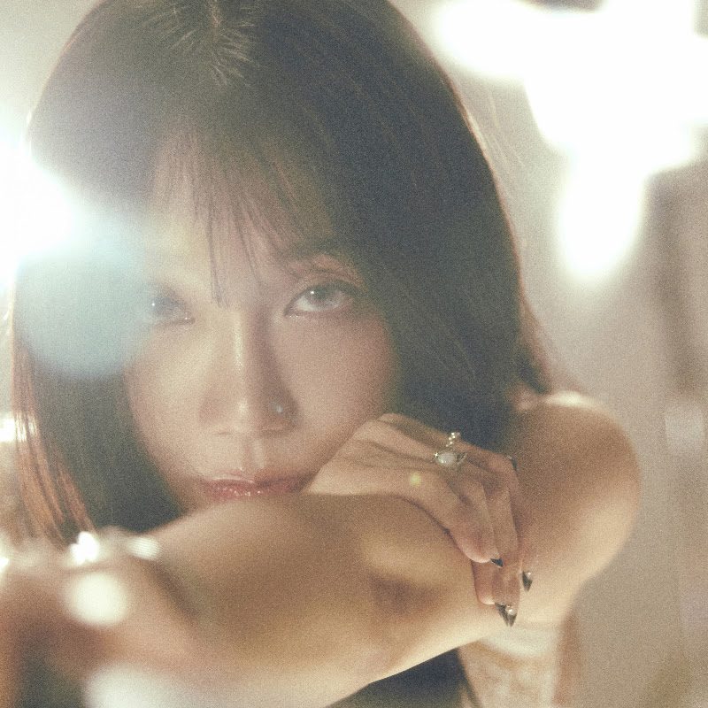 Jeong Eun Ji - Topic