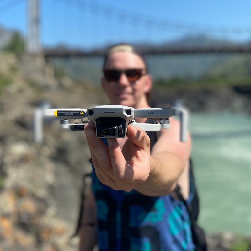 Andrei travel Film Logo