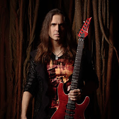 Kiko Loureiro - Topic