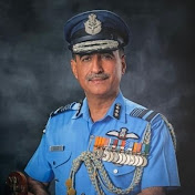 Air Marshal Sanjeev Kapoor (R)