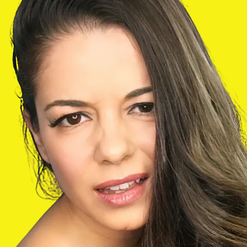 The WhatsHerFace Show