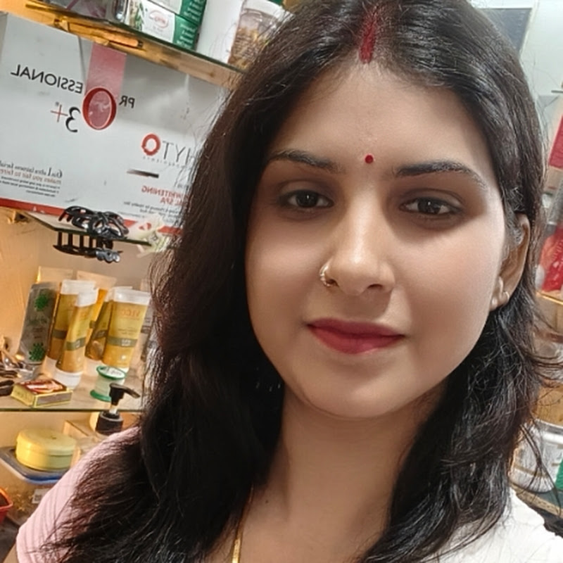 Aaradhya beauty parlour