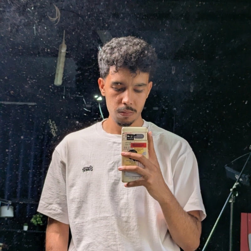 Ahmed Guedmioui Logo