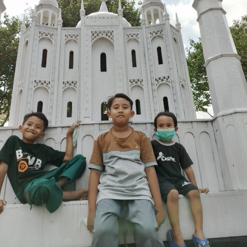 Hire Adamarkanayyub — Self-Help & Motivational Speaking (Spiritual) YouTube creator for sponsorships