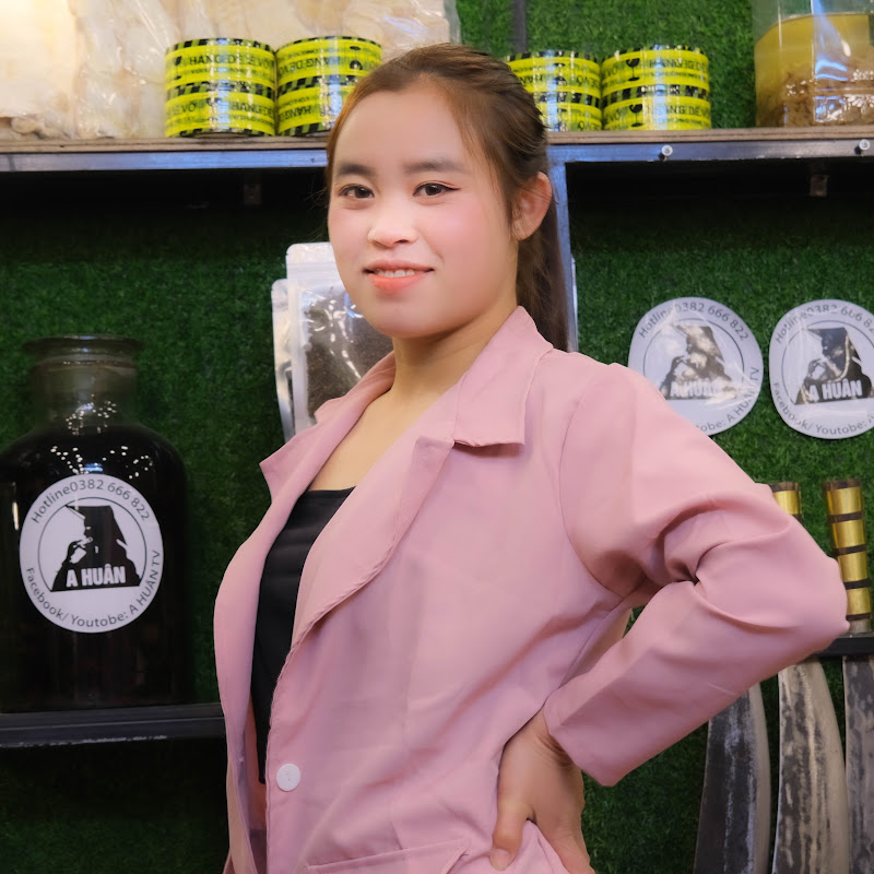 YỂN YỂN TV icon
