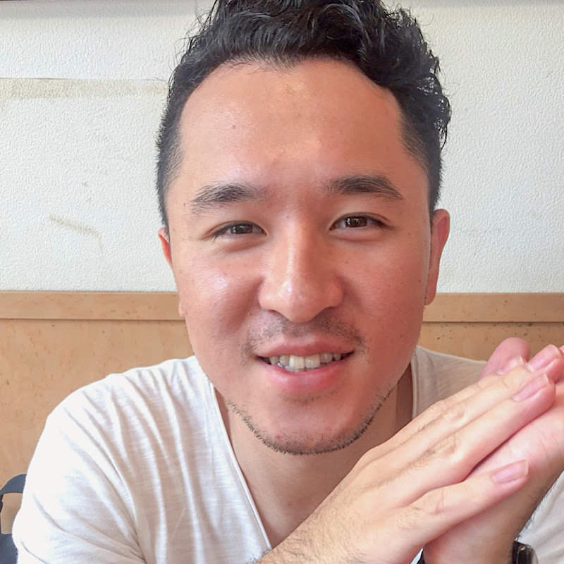 Tomohiro Akinaga