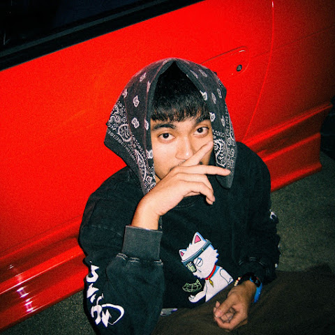 D4MNLIFE