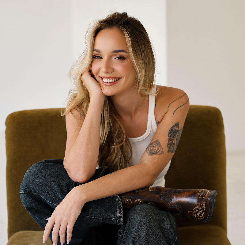 Bri F MEIOBRASILEIRA