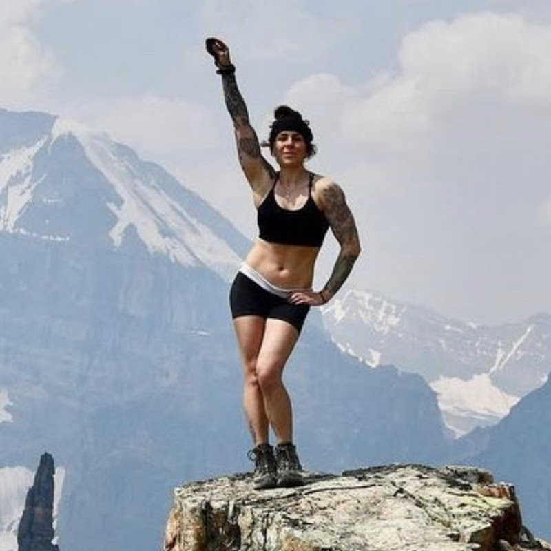 (Mis)Adventures with Amanda