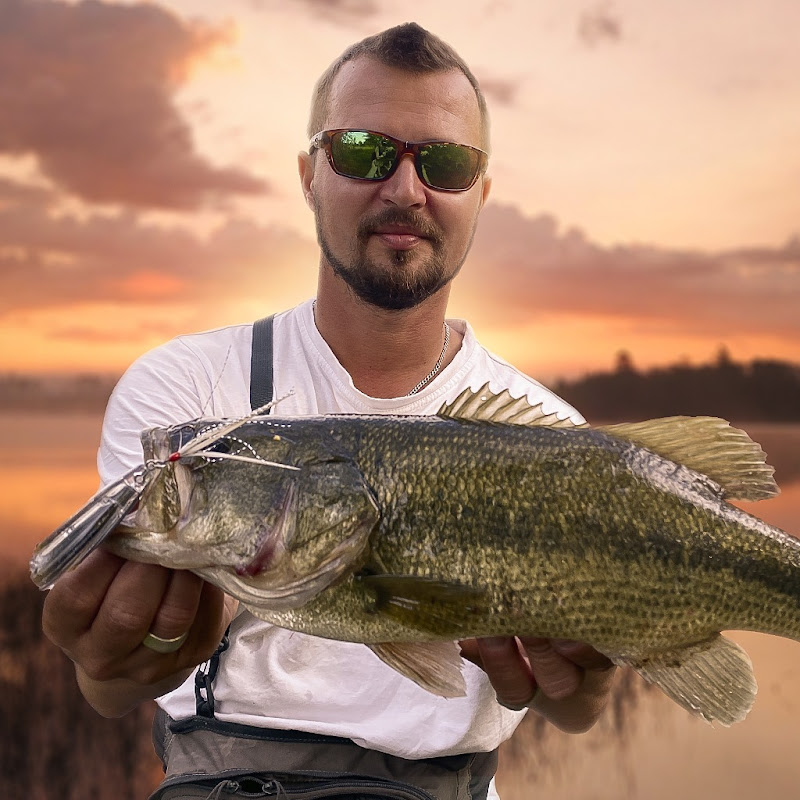 Риболовля з Воротняком Logo