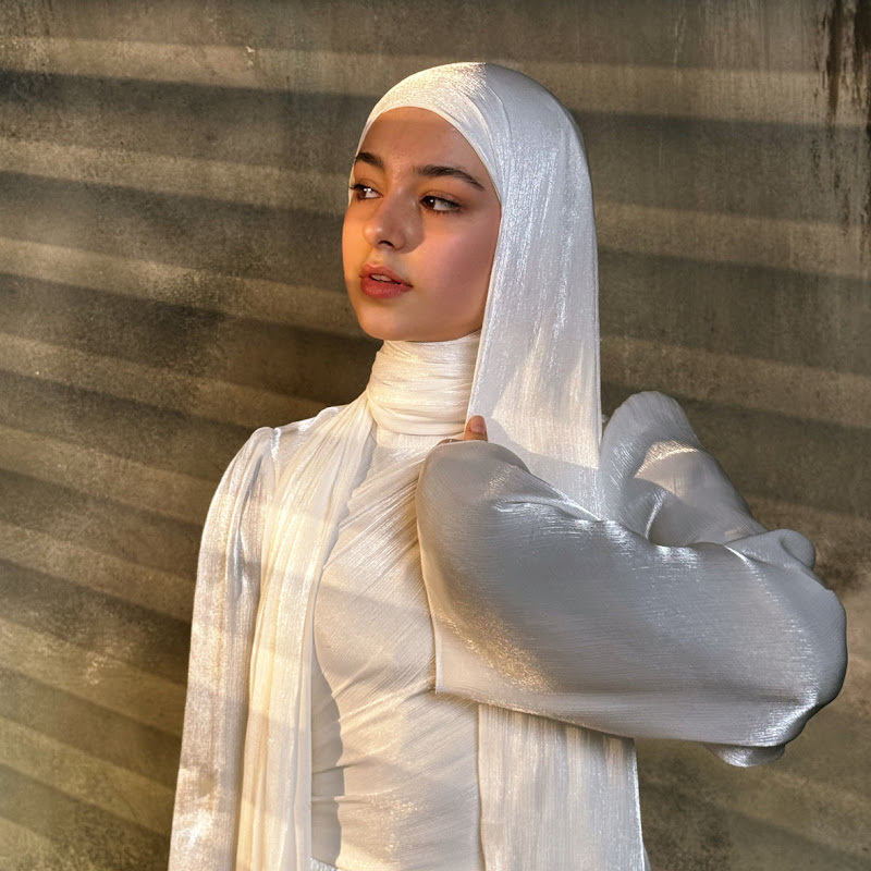 Aisha Hanum Official