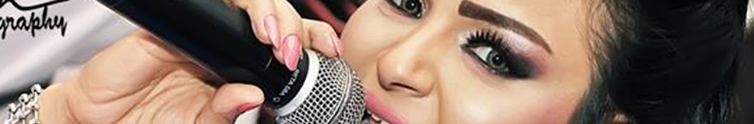 Hoda Singer YouTube channel avatar