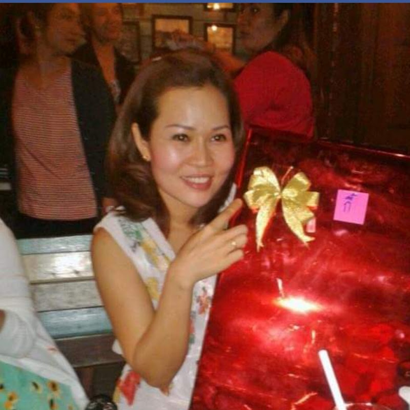 ลูกหลานหลวงปู่ดู่ในต่างแดน