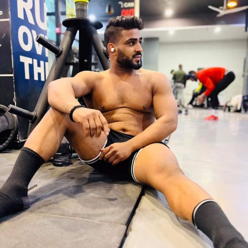 Nasir Pahalwan Official