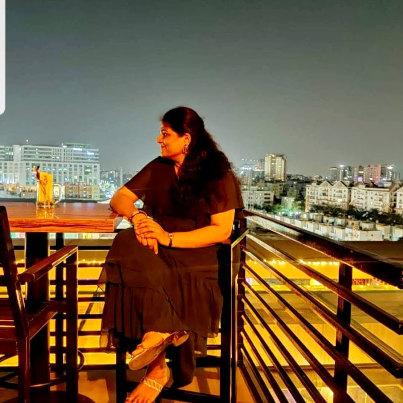 Food & Travel with Usha