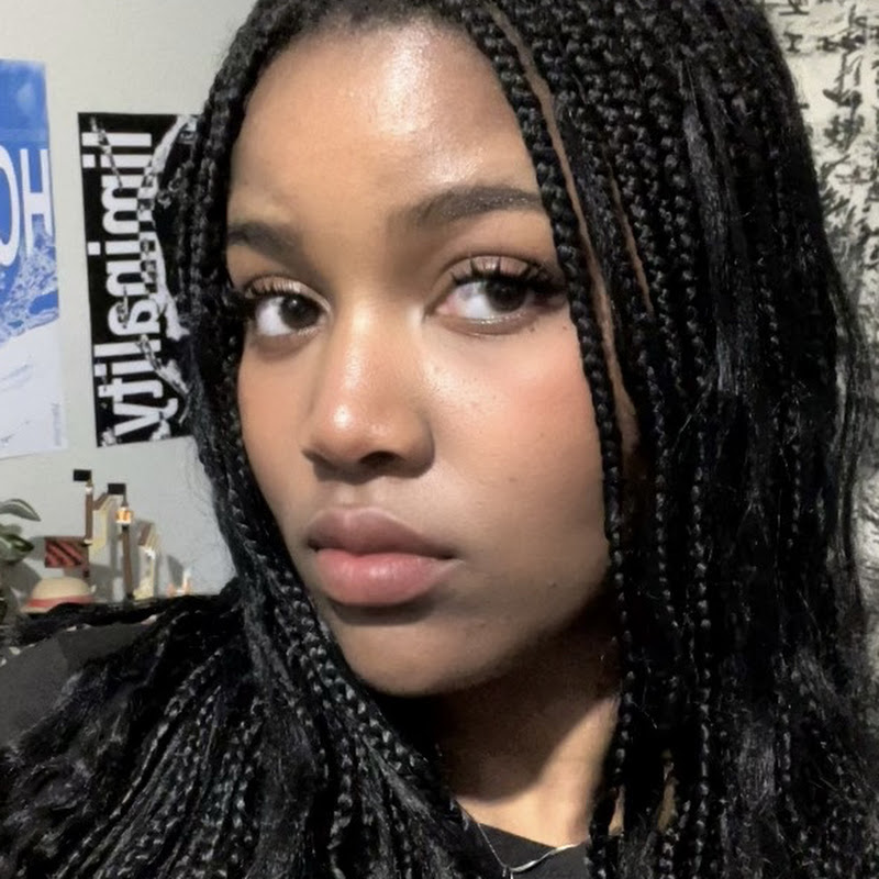 Ada Bleu