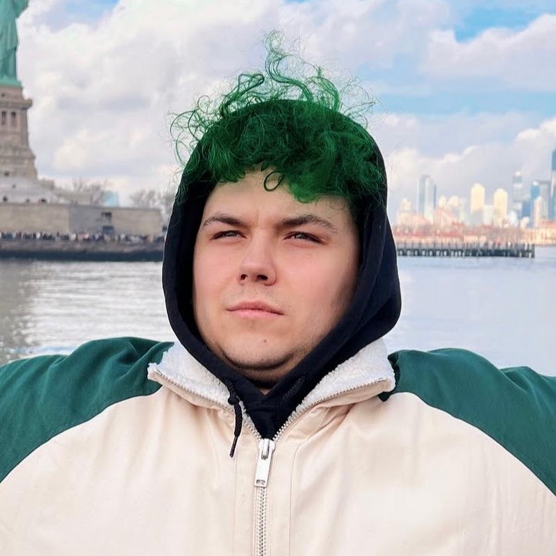 Милс Shorts