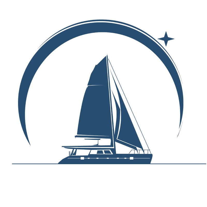 moonstoneluxurysailingcr