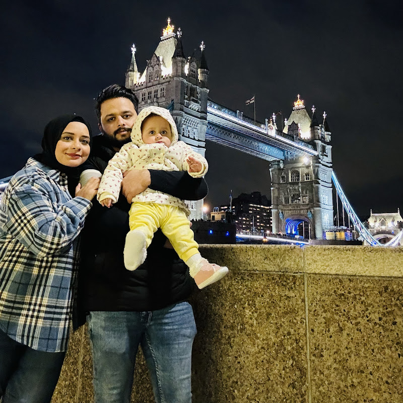 Aimen & Ibtahaj in UK🇬🇧