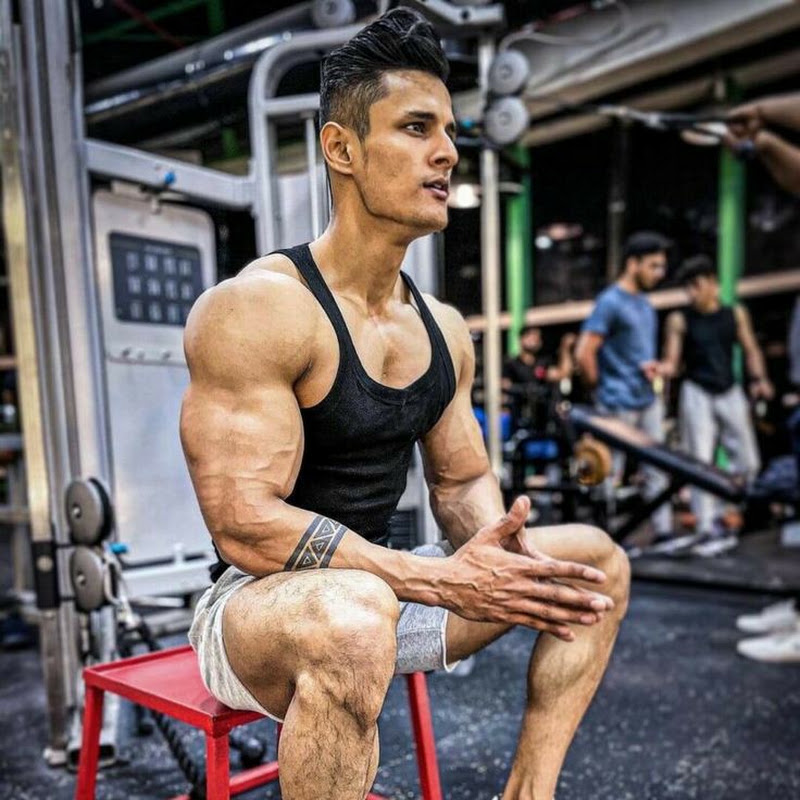 Hire revyro_29 — Health & Fitness YouTube creator for sponsorships