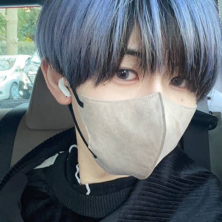 _aKF1BRWbiqJfNzlZPsYRy25ZdsRkr