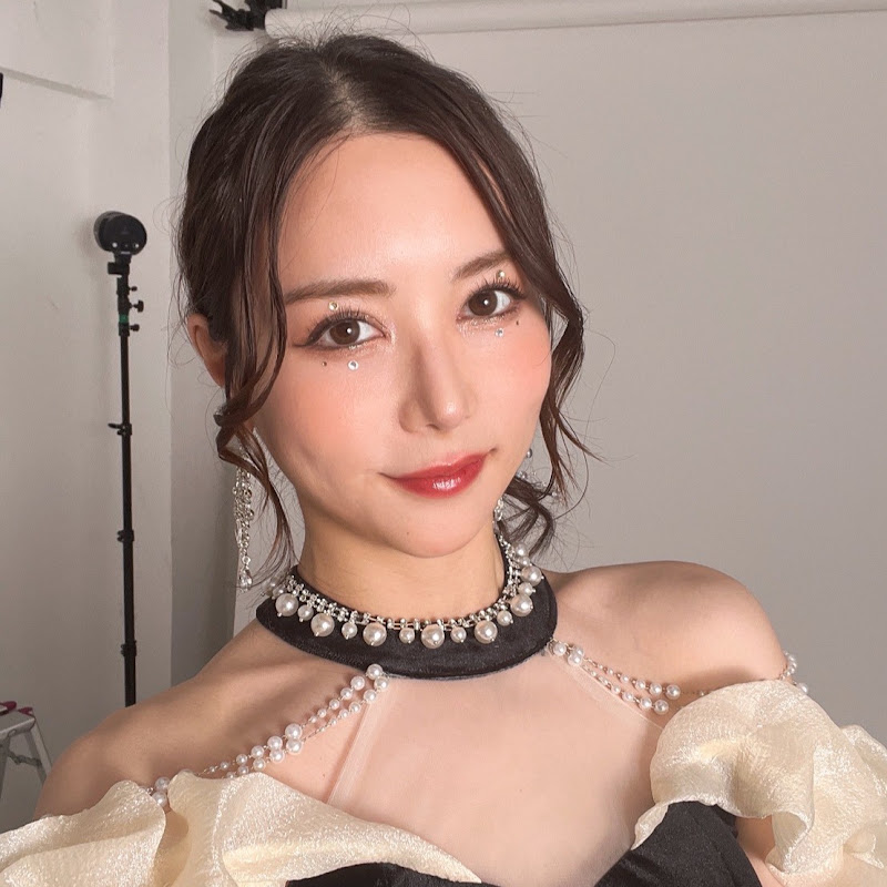 白峰ミウ