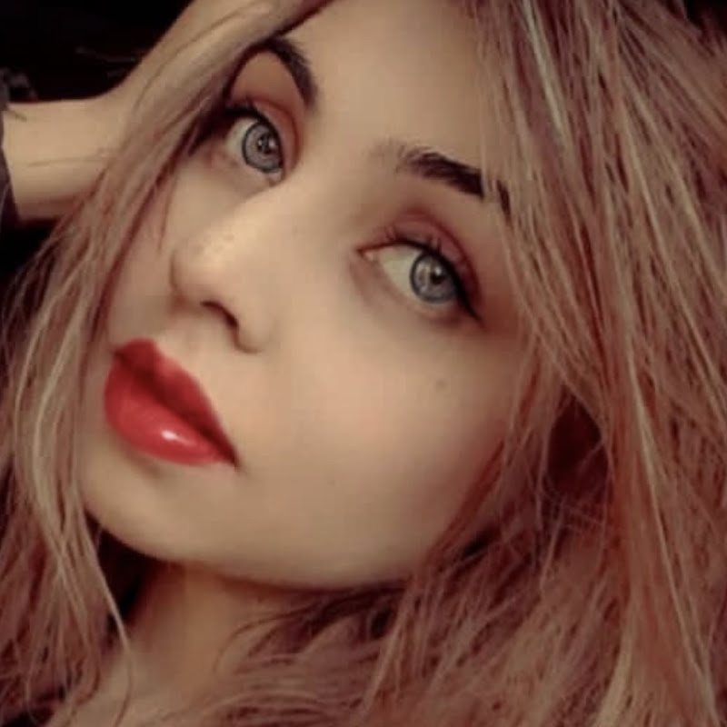 M9 Makeup World