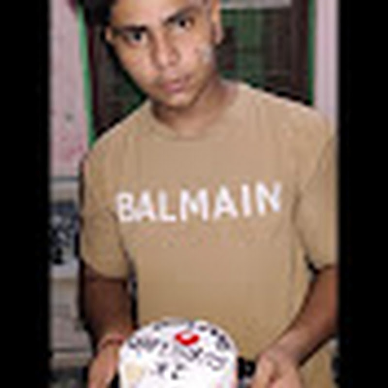 Hire Bharat Tanwer  — Tech & Science YouTube creator for sponsorships