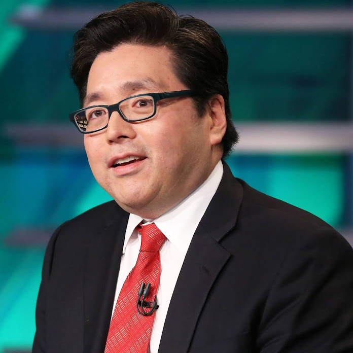 Rétros World Music Net Worth & Earnings (2026)