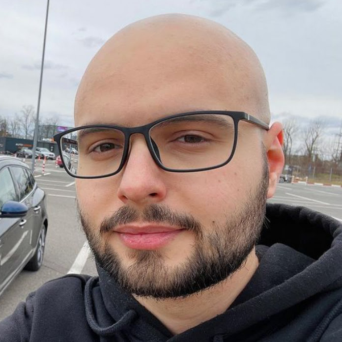 IHATEPINK - Canal Vechi Net Worth & Earnings (2026)