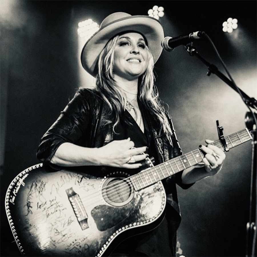 Sunny Sweeney - YouTube