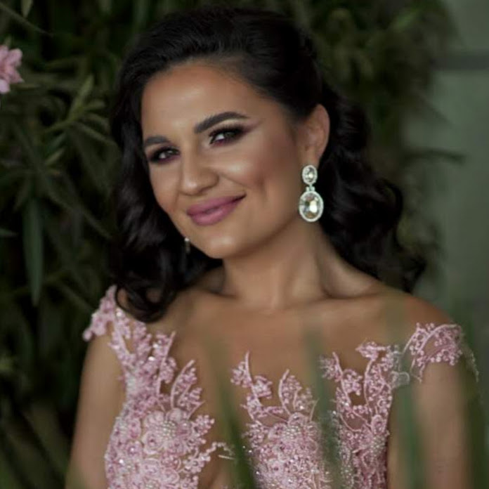 Andrada Barsauan Net Worth & Earnings (2026)