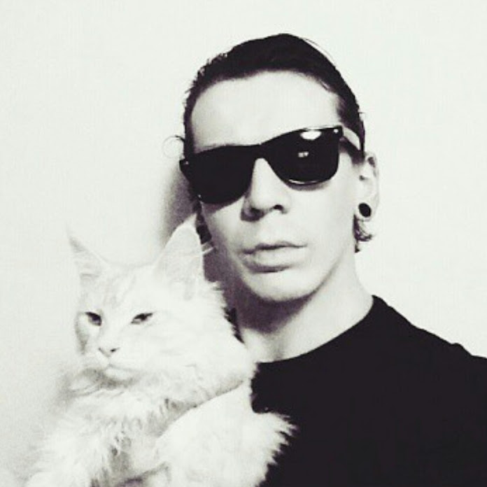 Pa na to Net Worth & Earnings (2026)