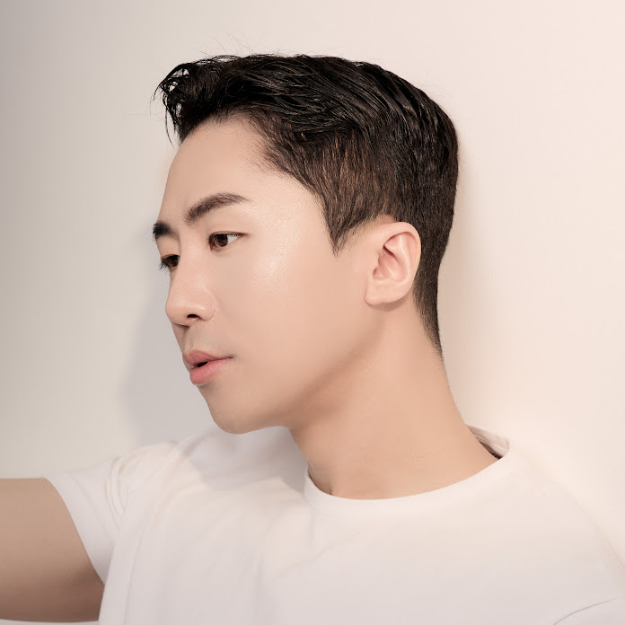 肌肉山山jiroushanshan Net Worth & Earnings (2026)