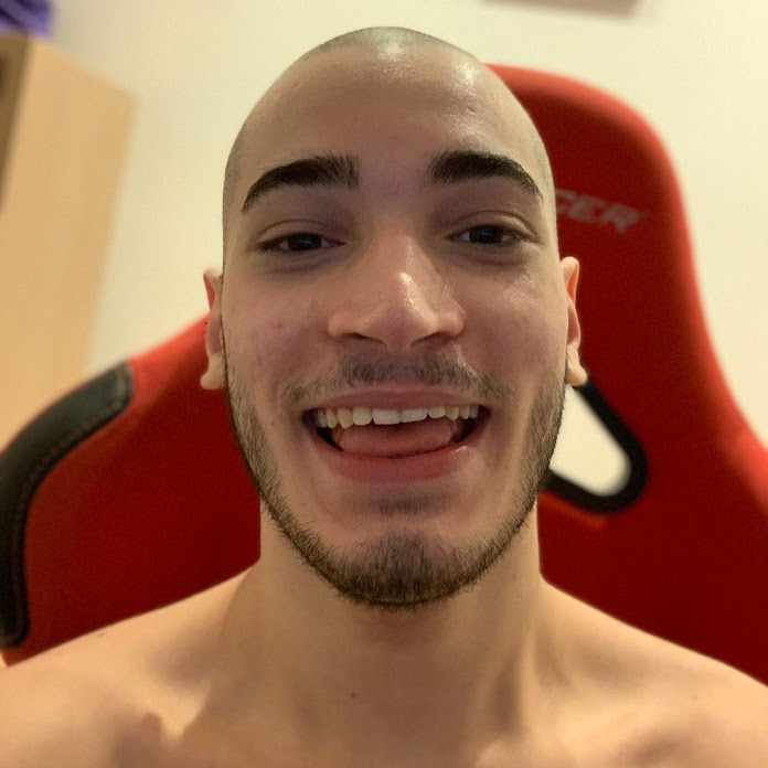 Jovirone Net Worth & Earnings (2026)