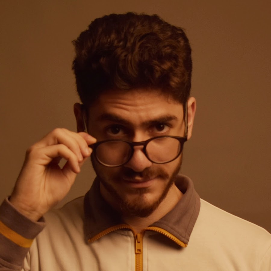 Smiley Director - YouTube