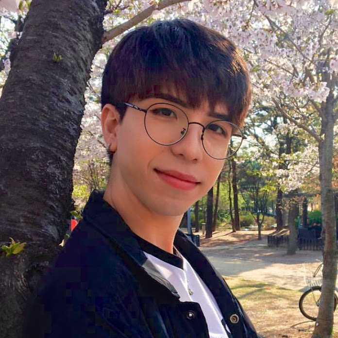 Gu Kawashita Net Worth & Earnings (2026)