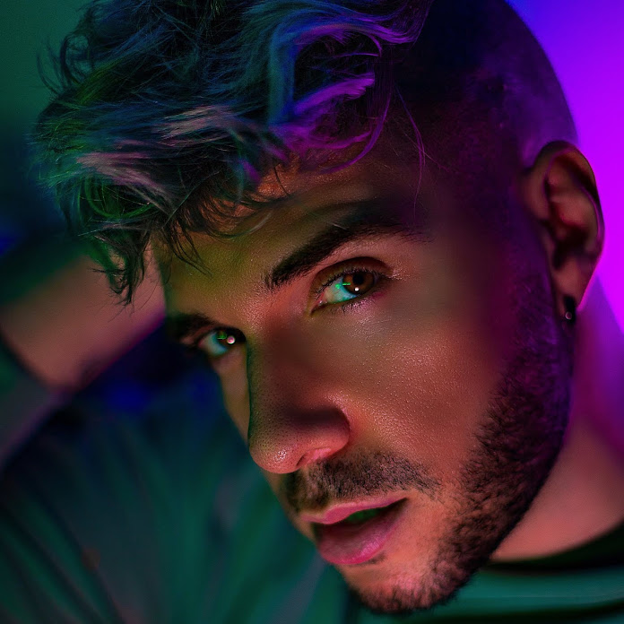 JustUs Studio Net Worth & Earnings (2026)