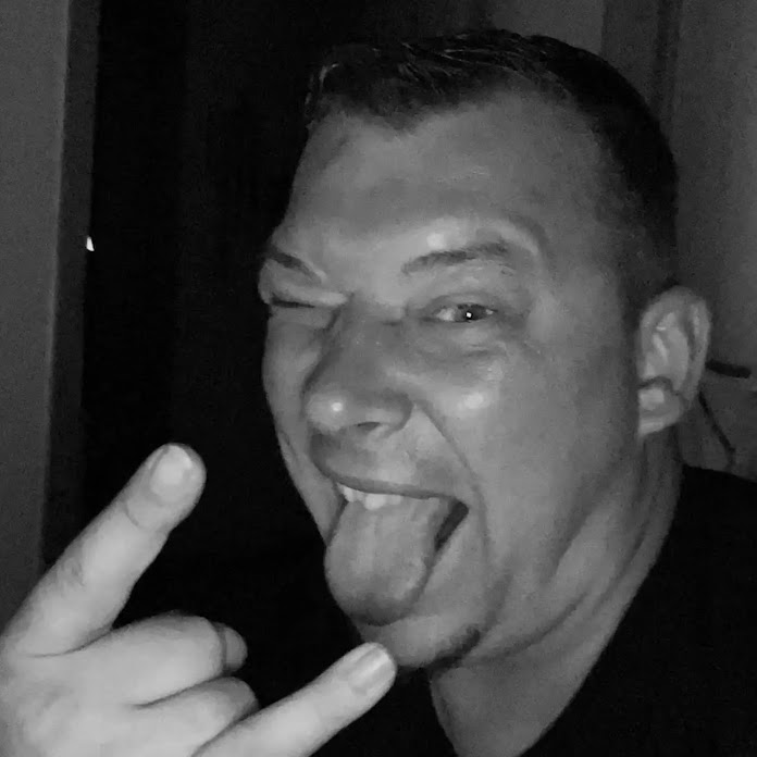 Der Sievi Net Worth & Earnings (2026)