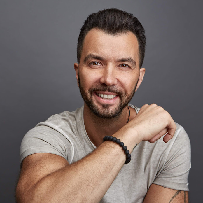 Dенис Клявер Net Worth & Earnings (2026)