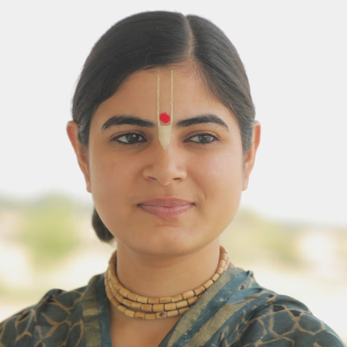 Devi Chitralekhaji Net Worth & Earnings (2023)