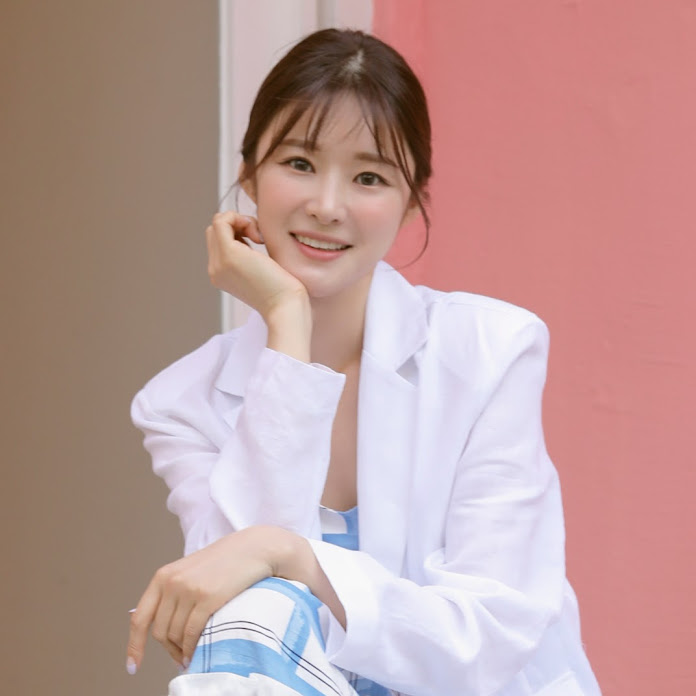 청담언니 치유 cheeu Net Worth & Earnings (2025)