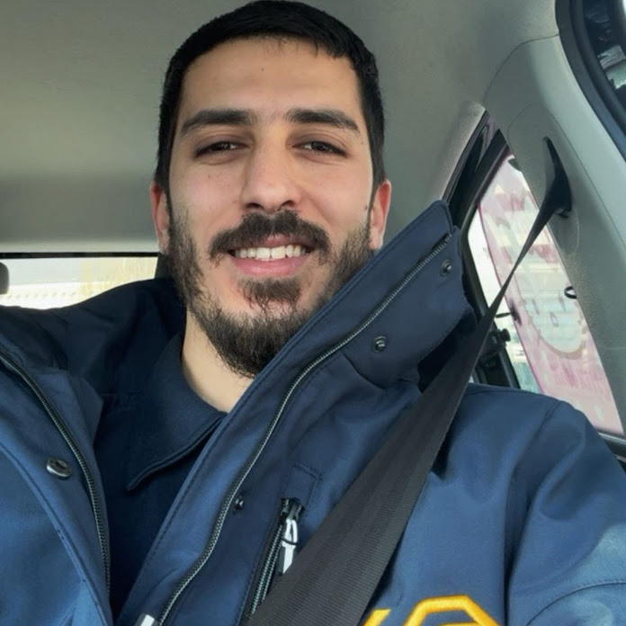 Raf Officiel Net Worth & Earnings (2026)