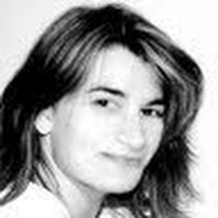 Vicky Papaioannou Net Worth & Earnings (2026)