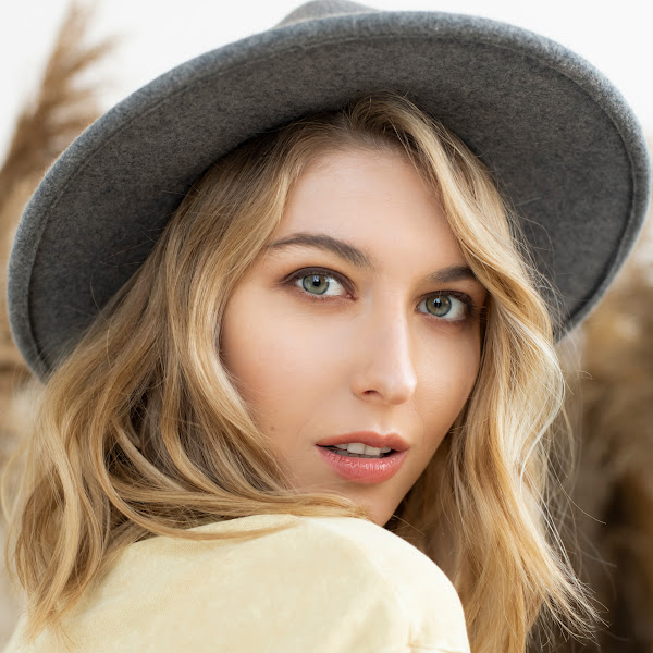 Dallos Bogi / Siófoki programok: Dallos Bogi énekel a Belvárosi Zenei ... - Find dallos bogi discography, albums and singles on allmusic.