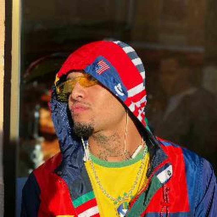 YUNG SARRIA Net Worth & Earnings (2026)