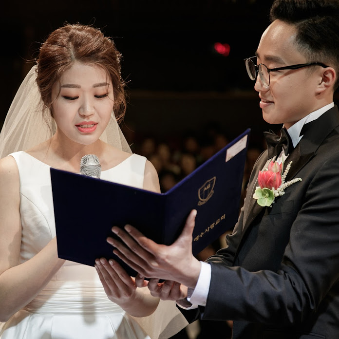 JandJ Couple Net Worth & Earnings (2026)