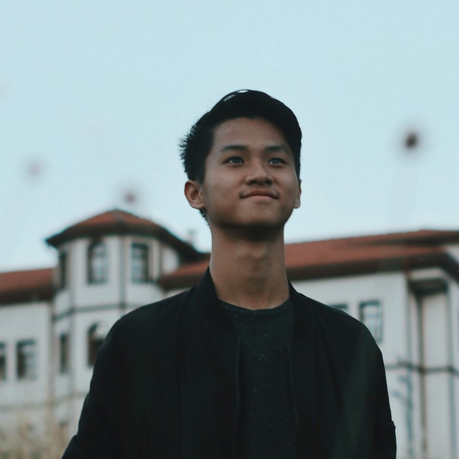 Leonardo Edwin - YouTube