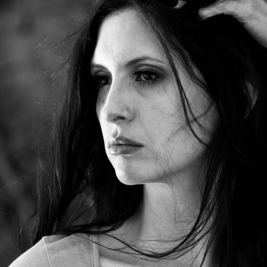 Antonella Costa - YouTube